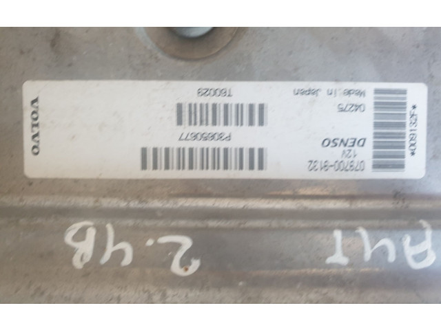 Блок управления двигателя P30650677 Volvo S40, V40