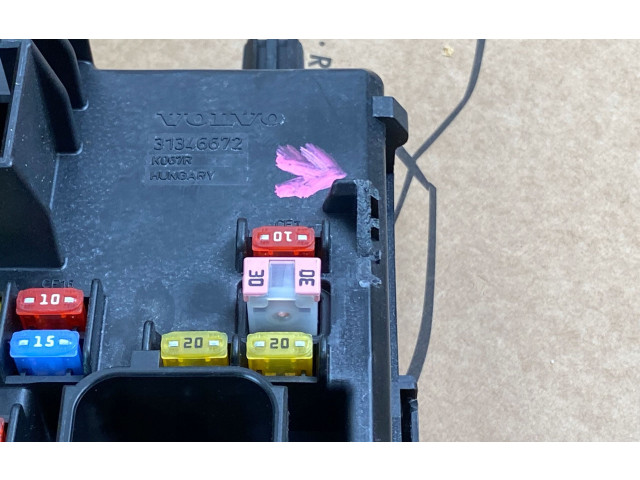 Блок предохранителей 31346672   Volvo XC90    