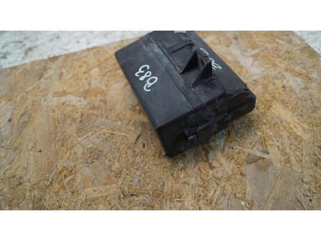 Pojistková skříňka 63564138 Nissan Navara D40 2008