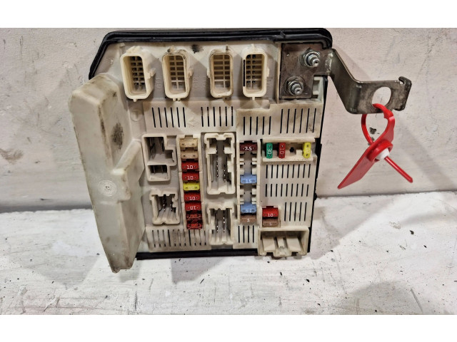 Pojistková skříňka Řídící jednotka BSM 8200481866 Renault Megane II 2006