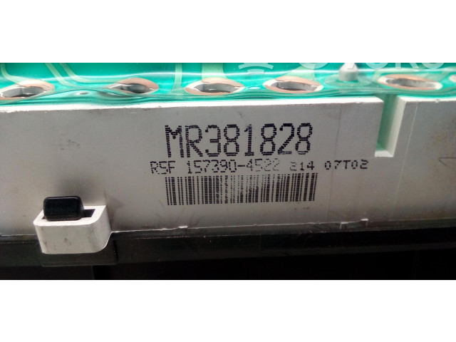 Панель приборов MR381828, R5F1573904522 Mitsubishi Galant