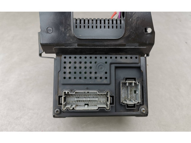 Блок предохранителей 30728542, 12243779 Volvo S60