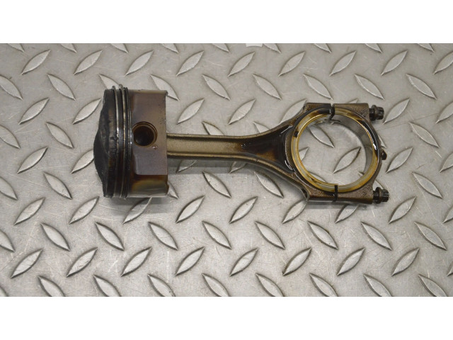 Поршень AUK 06EA Audi A6 S6 C6 4F