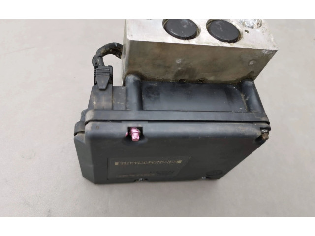 Блок АБС 9496946, 0WR9L19C05   Volvo  V70  2000 - 2004 года