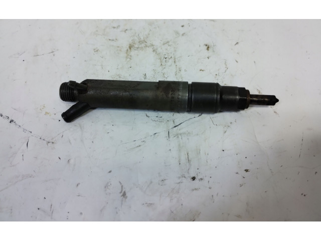 Vstřikovač 038130202A, 038130202A Seat Toledo II (1M)