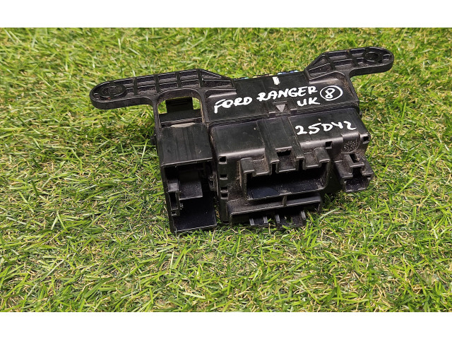 Блок предохранителей  53243WT01   Ford Ranger    