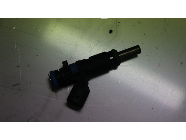 Vstřikovač Chevrolet Cruze A16XER