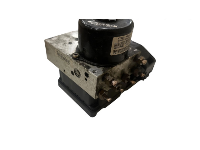 Блок АБС P08671225, 111623 Volvo V70 2000 - 2004 года