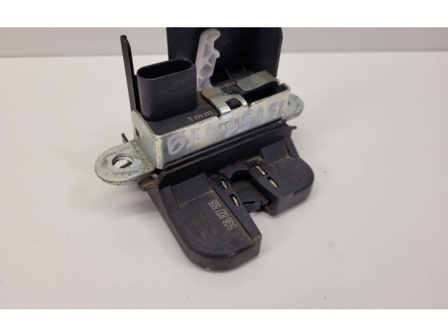 Замок багажника 5G6827505    Volkswagen Golf VII 2013 - 2019 года
