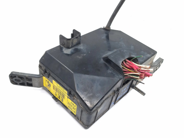   Pojistková skříňka 912102E000, 91210-2E000   Hyundai Tucson JM 2004