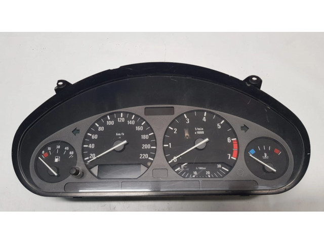 Přístrojová deska BMW 3 E36 1998 6160583051, 8357042