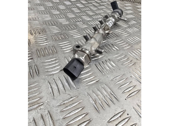 Vstřikovací lišta 04L089B Volkswagen Golf Sportsvan