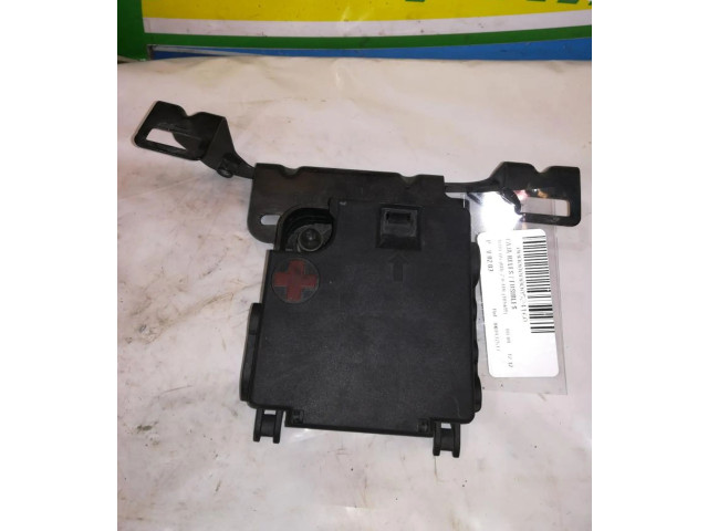 Блок предохранителей 8K0937517, 8K0937517   Audi Q5 SQ5    