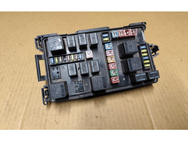 Блок предохранителей P05087269AJ   Chrysler 300 - 300C    