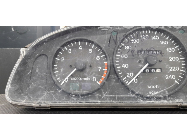 Přístrojová deska Mazda 323 F 1995 769216250