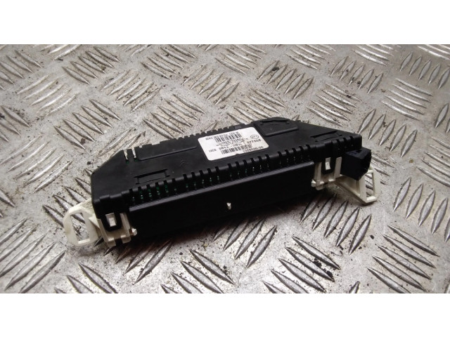 Дисплей    9654149380   Citroen C4 I