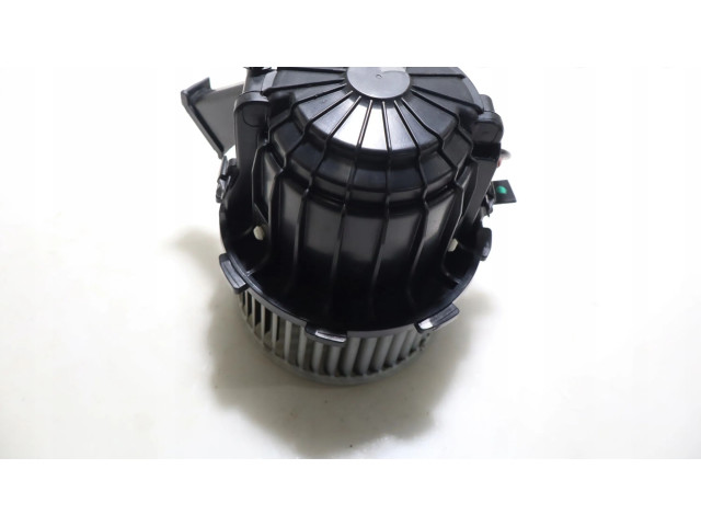 Вентилятор печки Audi Q5 SQ5