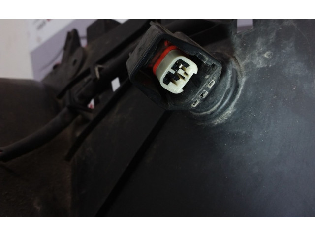 Вентилятор радиатора     0130303909, 30636445    Volvo V70 