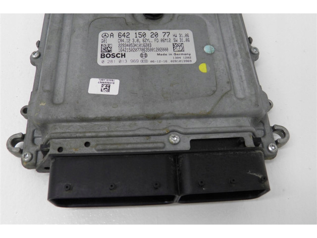 Блок управления двигателя A6421502077 Porsche 911 996