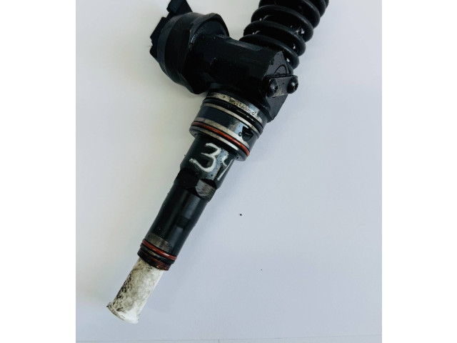 Форсунка 0414720213    Audi A3 S3 8L   