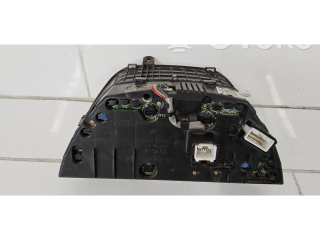 Панель приборов 8380053090, 69260 Lexus IS 200-300