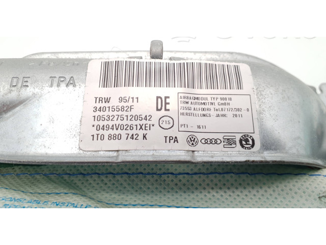 Боковая подушка безопасности 34015582F, 1T0880742K   Volkswagen Touran II