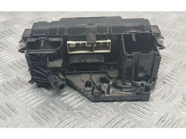 Блок управления климат-контролем 2K0820047BMFKZ   Volkswagen Caddy