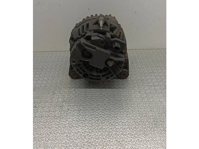 Генератор 8200660033A, 0124425071   Renault Clio III      