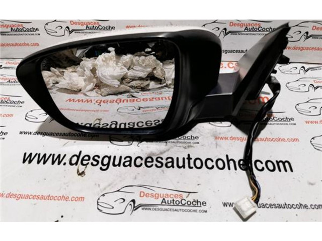 Zpětné zrcátko Nissan Qashqai 2017