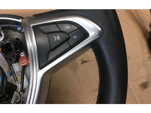 Руль Dacia Duster II 2017 - 2024 года