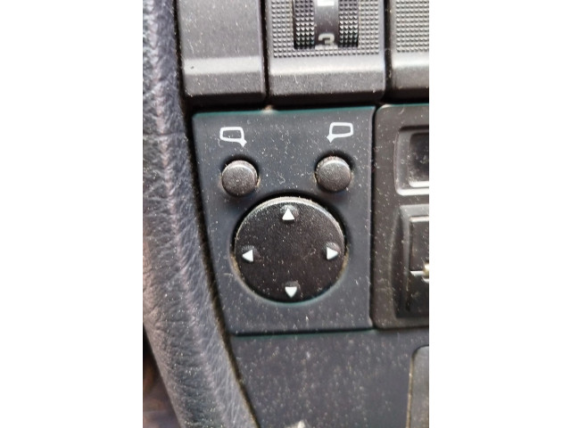 Зеркало электрическое        Audi A6 S6 C4 4A  1994 - 1997 года   