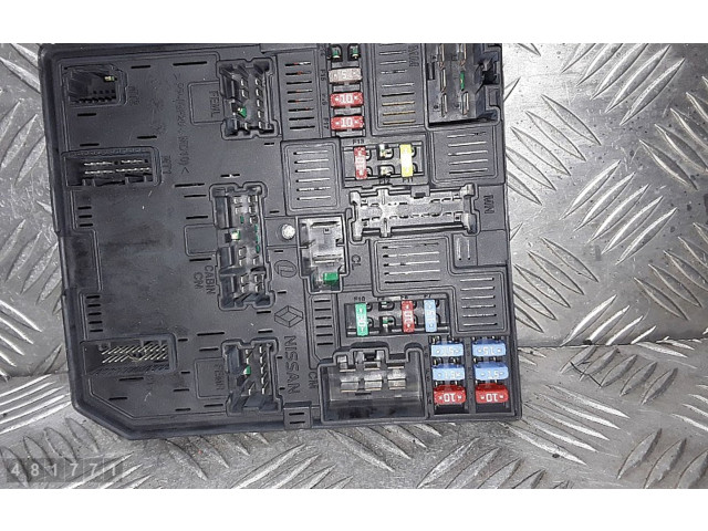 Pojistková skříňka 58c311f04 Nissan Pulsar 2016