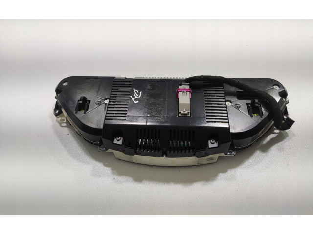 Přístrojová deska  Audi Q7 4L 2010   