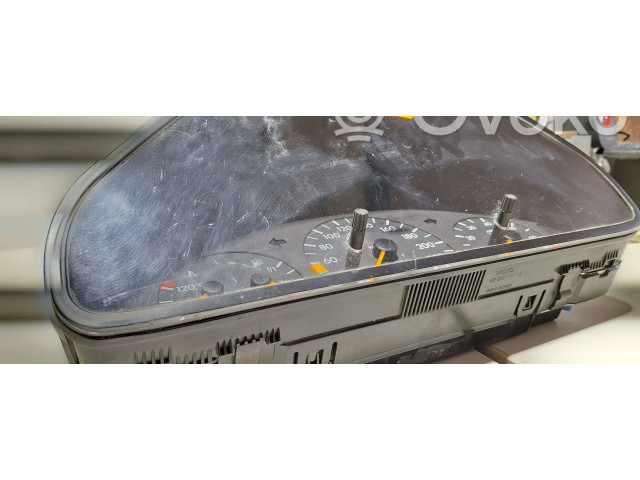 Přístrojová deska Mercedes-Benz C W202 2000 87001311, 88311224