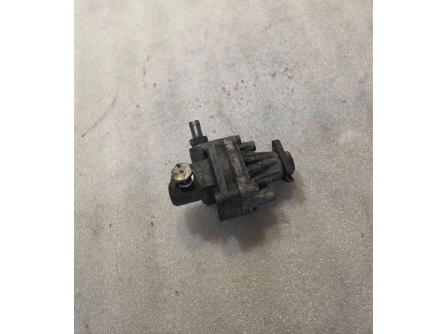 Насос усилителя руля 048145155f Audi A6 S6 C4 4A