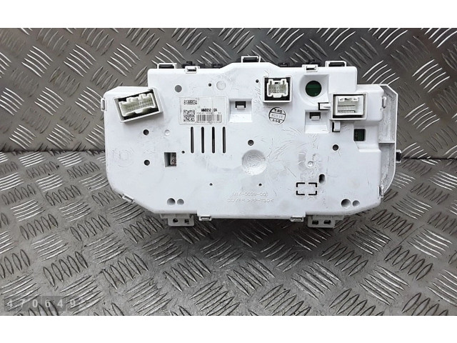 Панель приборов 8100b634 Mitsubishi L200