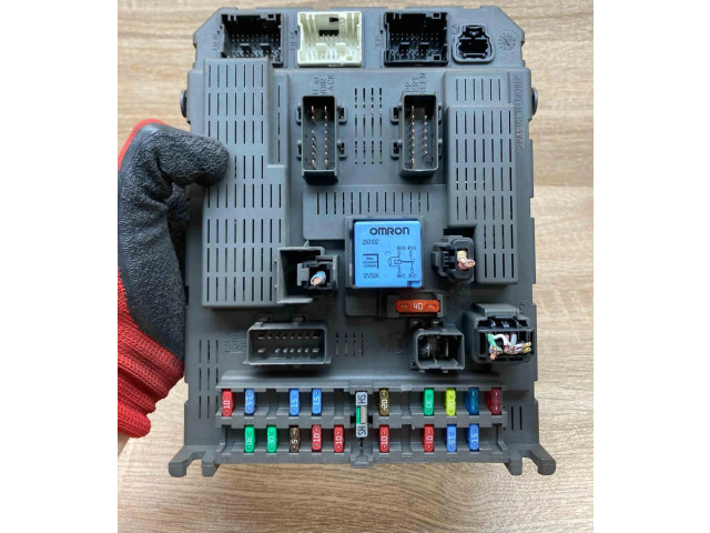 Pojistková skříňka 1400310480, 1511105410398 Peugeot 807 2000