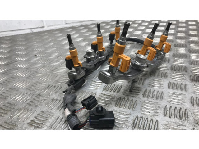 Vstřikovač 2325031140, 2327031120   Lexus GS 250 350 300H 450H  pro benzínový / Электричество motor 3.5  