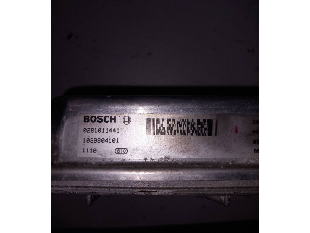 Блок управления двигателя 0281011441, 1039S04101   Volvo V70