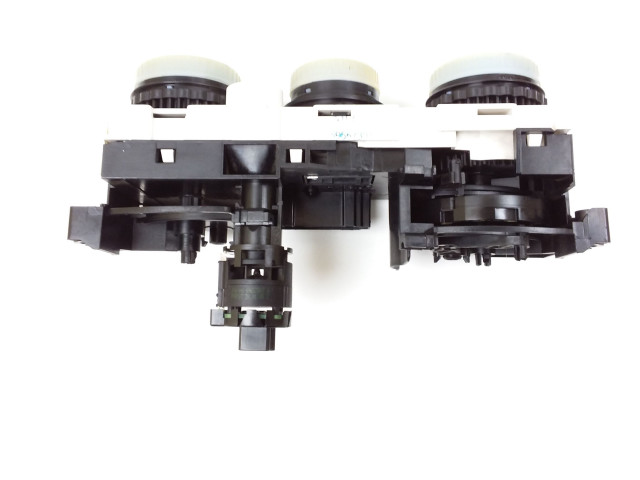 Блок управления климат-контролем PMN164589O, 983860X Mitsubishi Colt