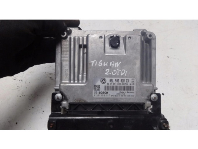 Řídící jednotka 03L906018CD Volkswagen Tiguan 2007