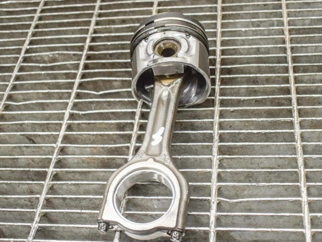  Поршень 9HX (DV6ATED4) 0628V1, 060392  Peugeot 308 для дизельного двигателя 1.6