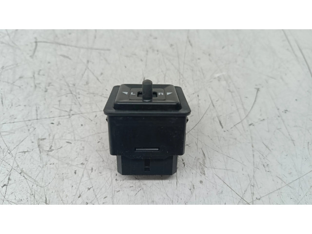 Панель приборов Mitsubishi Colt