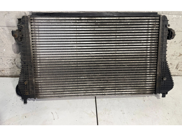 Интеркулер  1K0145928A   Volkswagen Touran I 