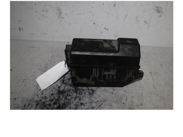 Блок предохранителей Daihatsu Sirion