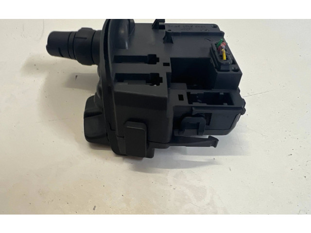 Ручка стеклоочистителей 28473052 Renault Kangoo II