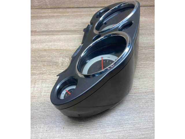 Панель приборов 8100A243HA, MM0037 Mitsubishi Eclipse