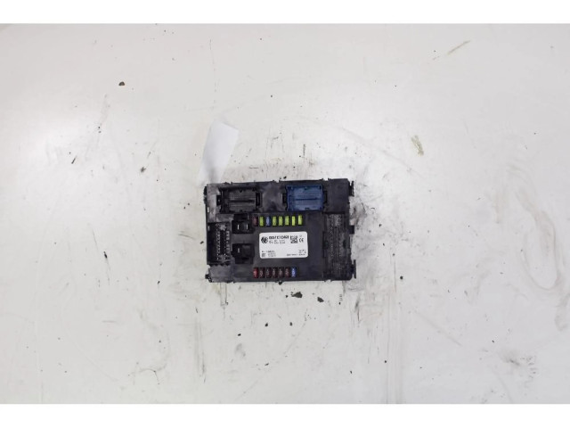 Блок предохранителей    Jeep Renegade    