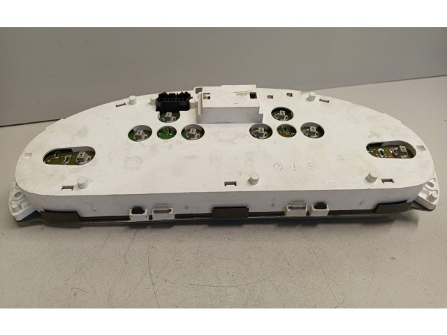 Přístrojová deska  Chrysler Voyager 2002 TN157510, R824AI  