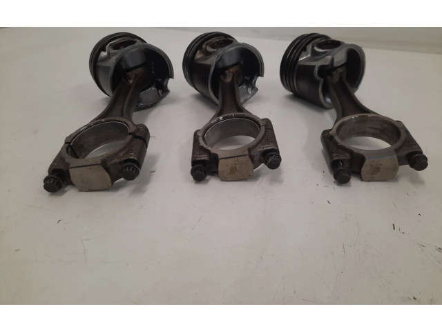 Поршень Volkswagen Golf IV